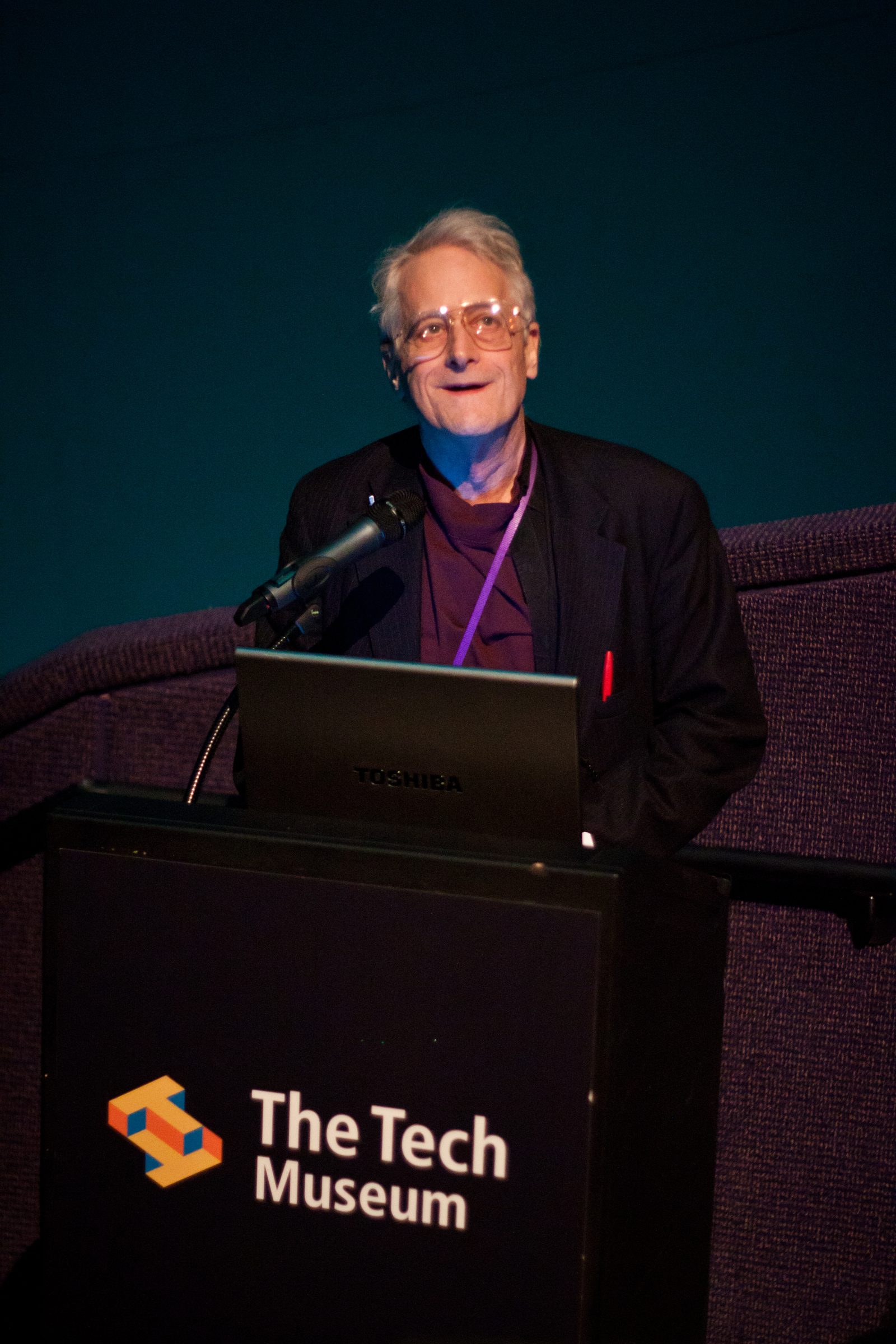 Ted Nelson presenting Project Xanadu at SuperHappyDevHouse, The Tech Museum of Innovation, San Jose, 19 February 2011